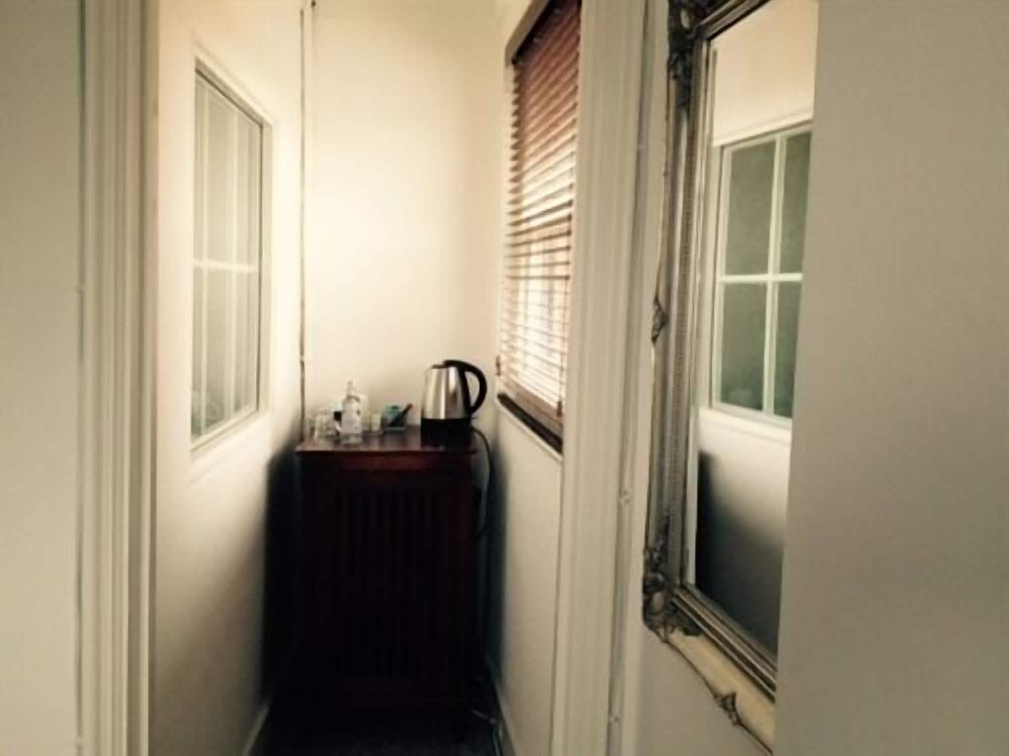 Guest House 34 Sweet Carolines Poole Exterior foto